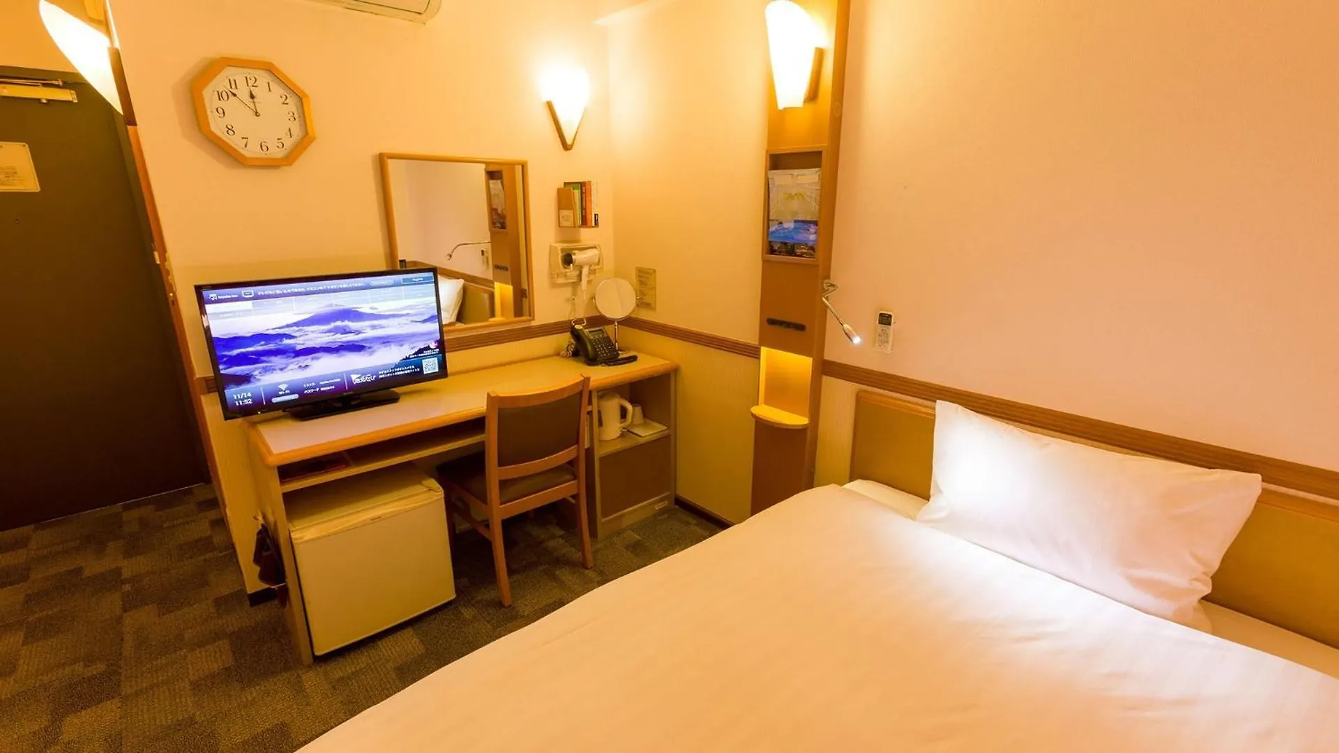 Toyoko Inn Tokyo Monzen-Nakacho Eitaibashi Hotel